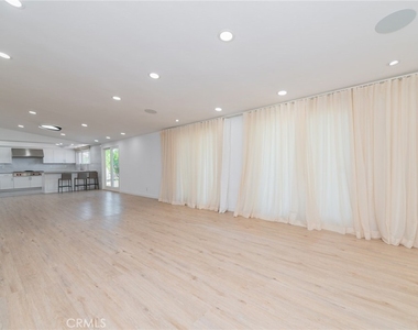 27106 Mesaba Drive - Photo Thumbnail 7