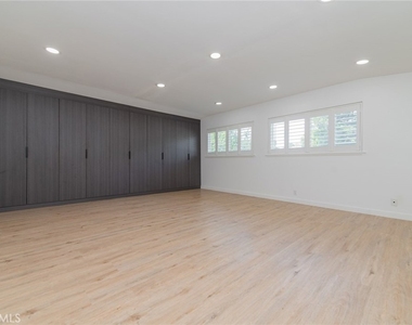 27106 Mesaba Drive - Photo Thumbnail 20