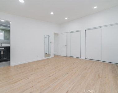 27106 Mesaba Drive - Photo Thumbnail 19
