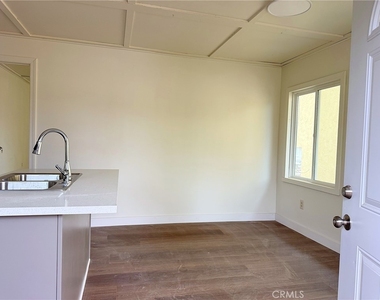 514 S Alhambra - Photo Thumbnail 2
