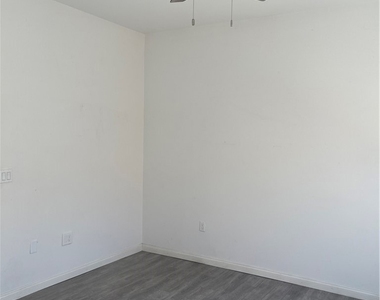 1774 Carrera Drive - Photo Thumbnail 11