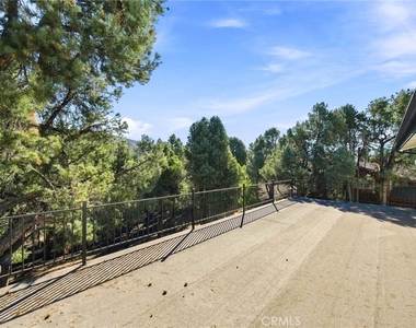 1220 Snowbird Drive - Photo Thumbnail 23