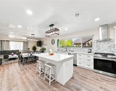 1220 Snowbird Drive - Photo Thumbnail 12