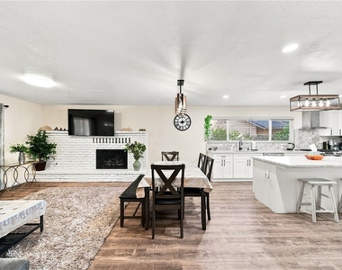 1220 Snowbird Drive - Photo Thumbnail 9