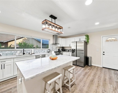 1220 Snowbird Drive - Photo Thumbnail 10