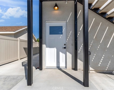4698 Kraft Avenue - Photo Thumbnail 1
