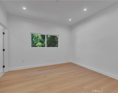 4700 Kraft Avenue - Photo Thumbnail 10