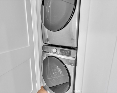 4700 Kraft Avenue - Photo Thumbnail 18