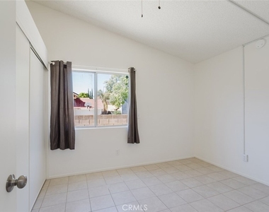 203 Linda Court - Photo Thumbnail 29