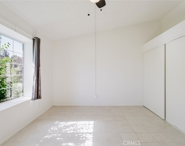 203 Linda Court - Photo Thumbnail 22