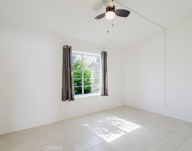 203 Linda Court - Photo Thumbnail 21