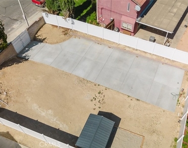 203 Linda Court - Photo Thumbnail 61