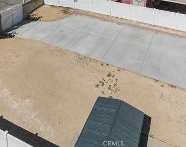 203 Linda Court - Photo Thumbnail 62