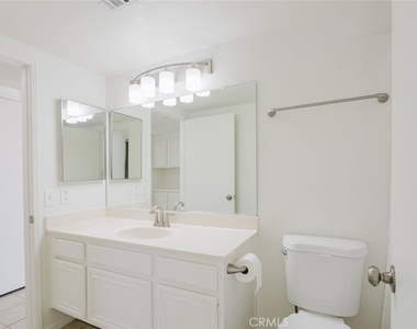 203 Linda Court - Photo Thumbnail 33