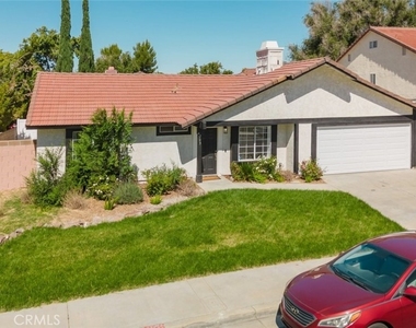 203 Linda Court - Photo Thumbnail 57