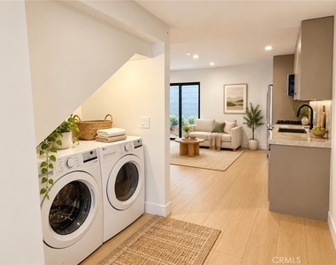 12818 1/2 Bloomfield Street - Photo Thumbnail 7
