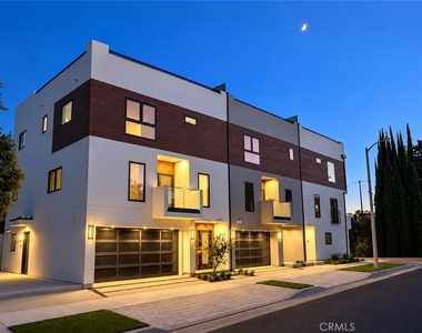 12818 1/2 Bloomfield Street - Photo Thumbnail 8