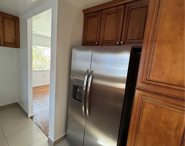 2810 8th Ave - Photo Thumbnail 17