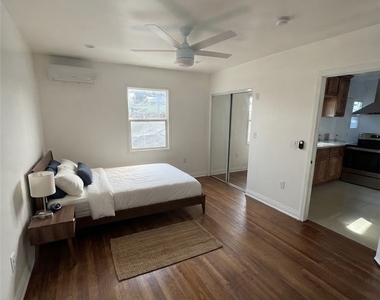 2810 8th Ave - Photo Thumbnail 12