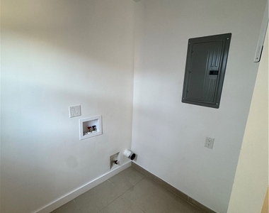 2810 8th Ave - Photo Thumbnail 18