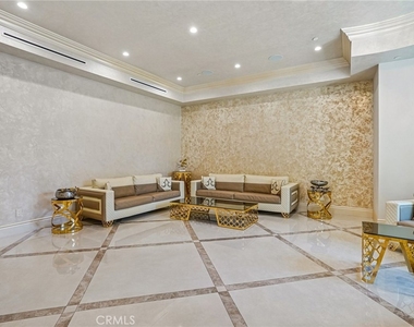 5513 Murietta Avenue - Photo Thumbnail 13
