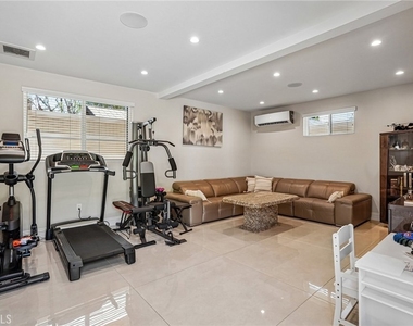 5513 Murietta Avenue - Photo Thumbnail 58