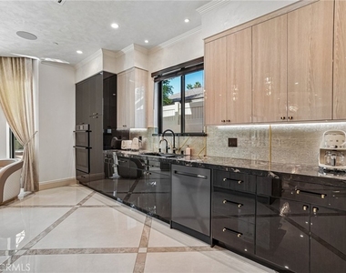 5513 Murietta Avenue - Photo Thumbnail 26