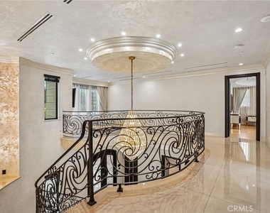 5513 Murietta Avenue - Photo Thumbnail 35