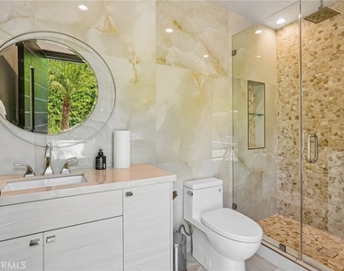 5513 Murietta Avenue - Photo Thumbnail 34