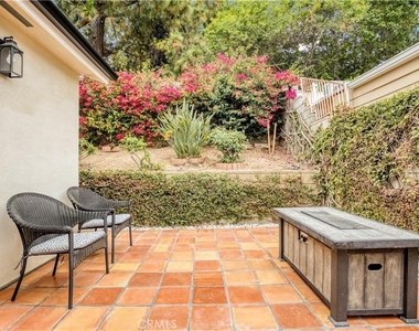 18253 Kingsbury Street - Photo Thumbnail 3