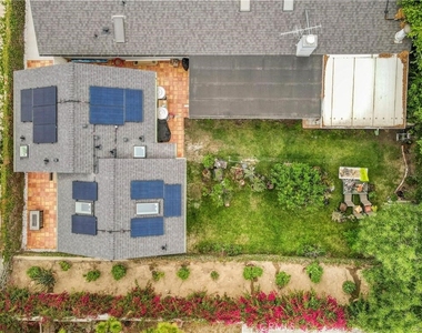 18253 Kingsbury Street - Photo Thumbnail 12