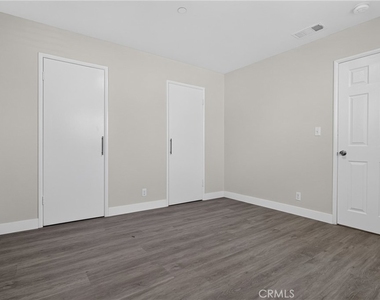 13247 Raven Street - Photo Thumbnail 7