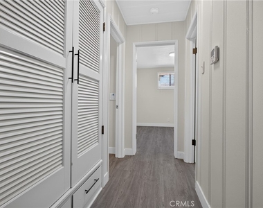 13247 Raven Street - Photo Thumbnail 5