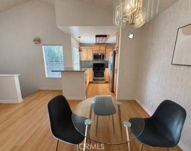 2336 Archwood - Photo Thumbnail 3
