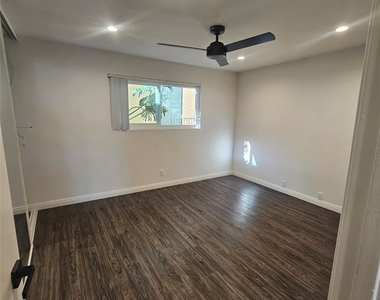 209 S Prospect Avenue - Photo Thumbnail 4
