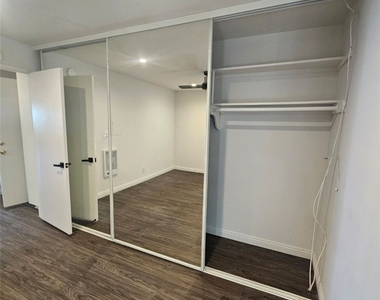 209 S Prospect Avenue - Photo Thumbnail 5