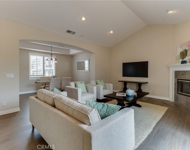 2113 Mathews - Photo Thumbnail 13