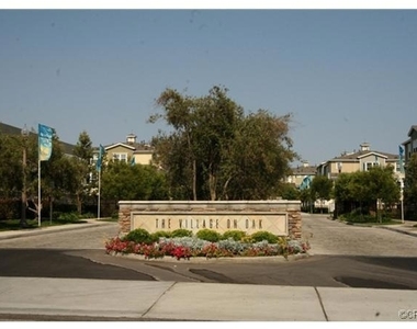 1800 Oak Street - Photo Thumbnail 3