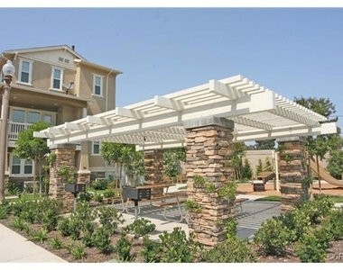 1800 Oak Street - Photo Thumbnail 10