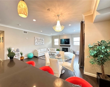 342 Myrtle - Photo Thumbnail 5