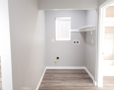 4240 Eugene St - Photo Thumbnail 12
