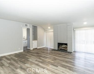 2921 Juanita Place - Photo Thumbnail 7