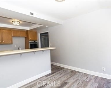 2921 Juanita Place - Photo Thumbnail 10