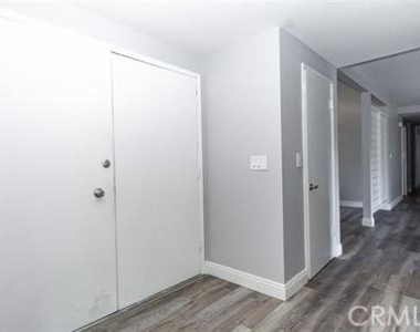 2921 Juanita Place - Photo Thumbnail 20