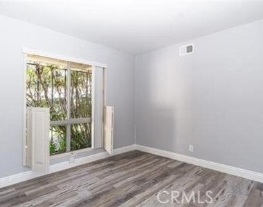 2921 Juanita Place - Photo Thumbnail 17
