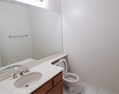5610 Rostrata Avenue - Photo Thumbnail 9