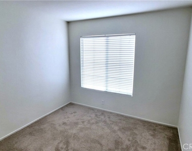 5610 Rostrata Avenue - Photo Thumbnail 23