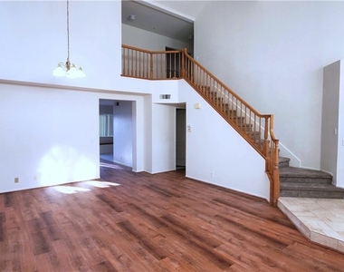 5610 Rostrata Avenue - Photo Thumbnail 5