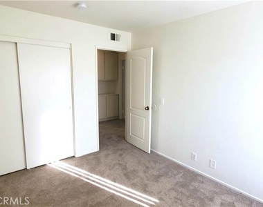 5610 Rostrata Avenue - Photo Thumbnail 25