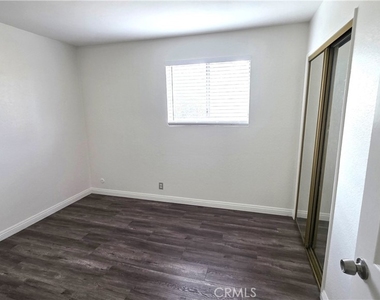 6512 Fullerton Ave #a - Photo Thumbnail 7